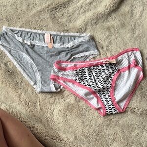 Victoria’s Secret brand new hip hugger panties